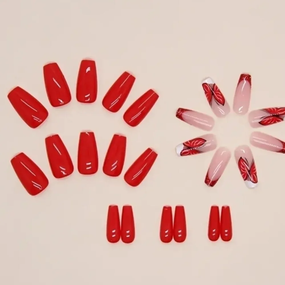 24 Pieces Fake Press On Nails